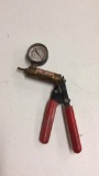 Vacuum tool