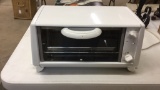 White-Westinghouse toaster oven