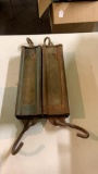 Pair of cotton scales