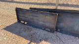 Closed weld quick attach plate