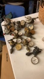 Lot of torch Regulators