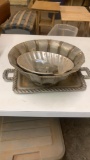 Lot of serving tray & bowls