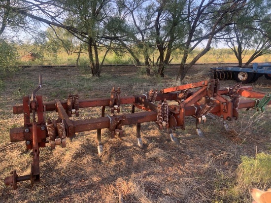 12' Spring Shank Chisel Plow