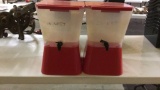 Lot of 2 tea dispensers