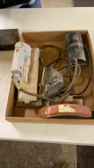 Carpet seaming tools