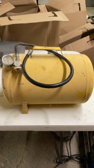 Air tank