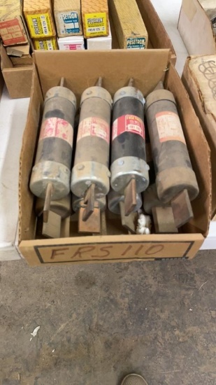 FRS-110 600v fuse
