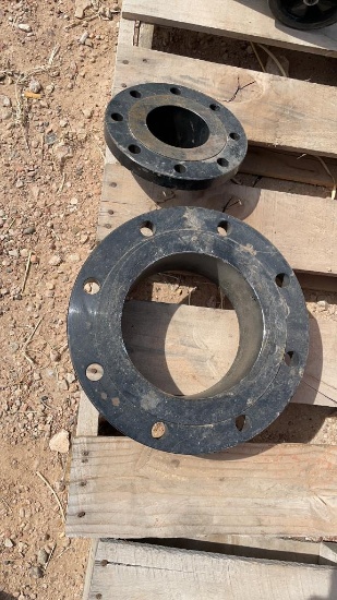 Lot of 2 weld-on flanges