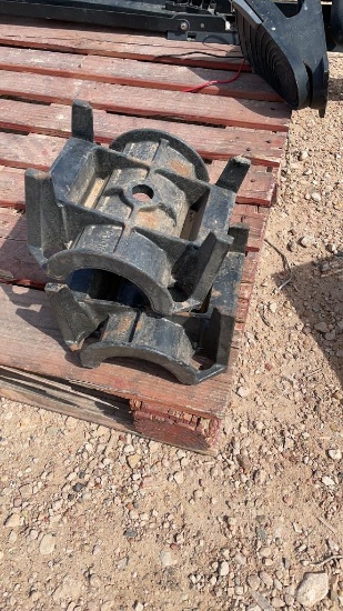 Lot of misc suspension brackets