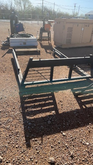 Headache rack w/rail guards for pickup truck