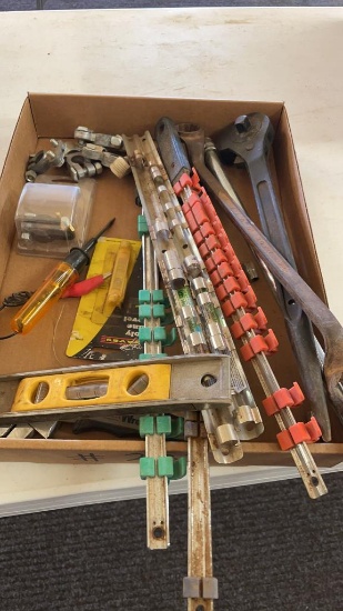 Lot of misc battery terminals, socket rails &