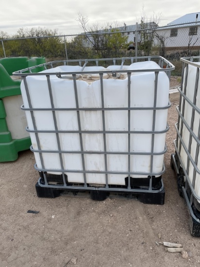 Chemical tote