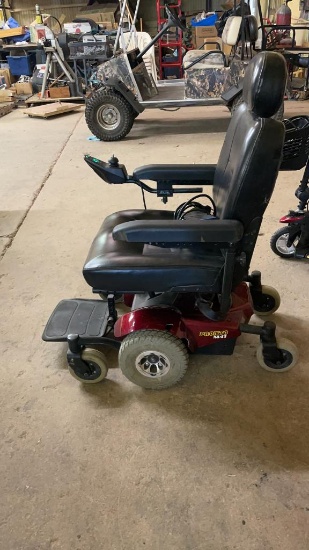 Invacare Pronto M41 4 wheel electric wheelchair