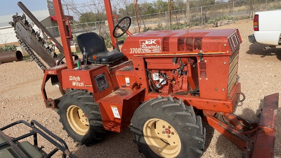 Ditch Witch 3700 riding ditcher