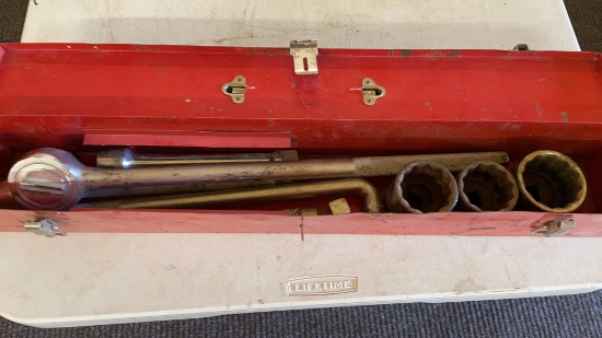 3/4” drive ratchet/extensions & sockets