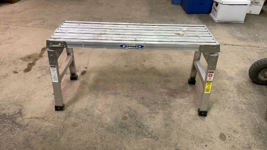 Werner aluminum work platform