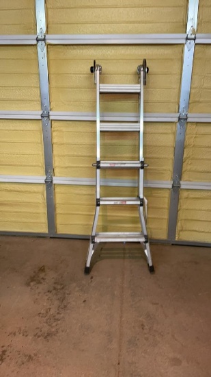 Articulating ladder