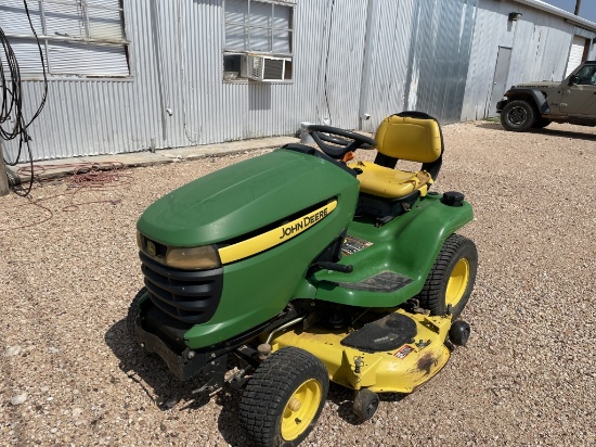 JD X320 Riding Mower