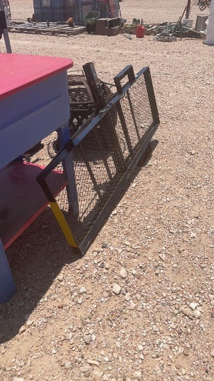 Trailer hitch wheelchair carrier
