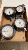 Lot of pressure vacuum gauges & fluid meter
