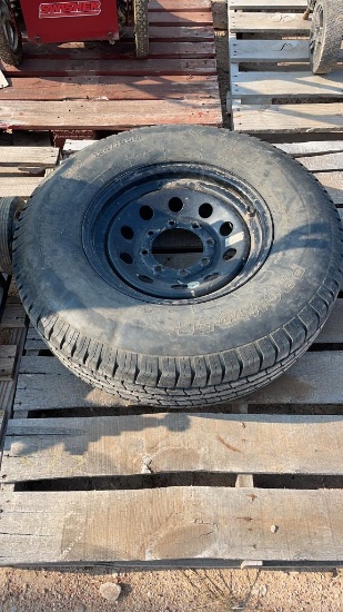 235/80R16 trailer tire & wheel