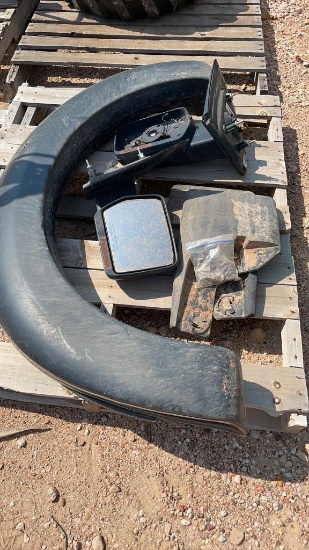 Lot of fenders, mud flaps & side mirrors