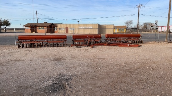 Crust Buster 40’ folding grain drill