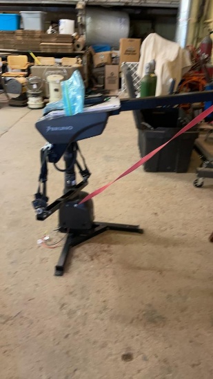 Wheelchair lift for pickup