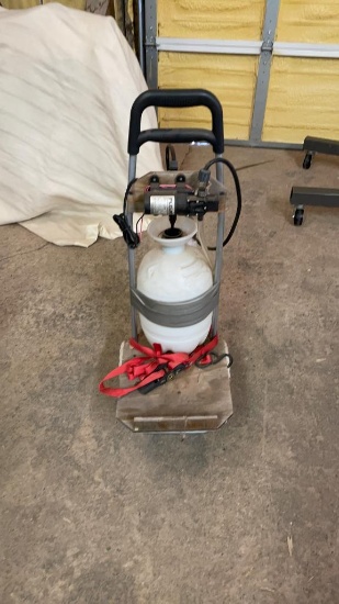 Pump sprayer w/electric pump