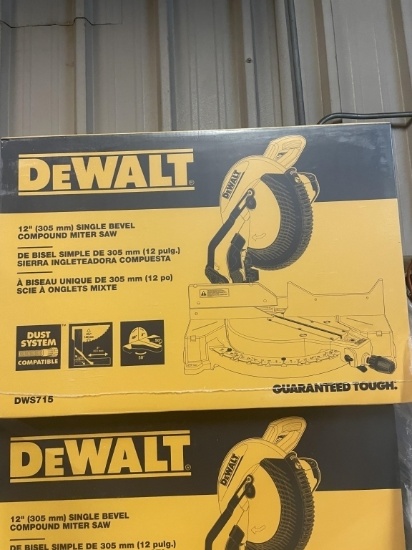 New Dewalt DWS715 12” compound miter saw