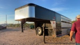 2010 Sundowner Show Stock trailer