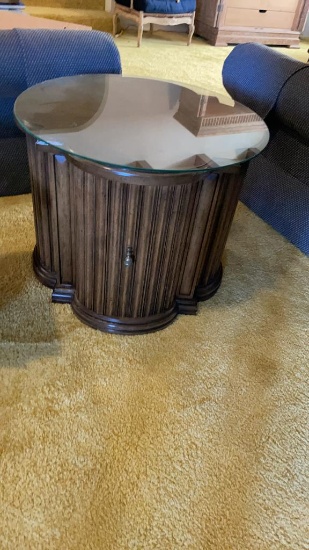 Round end table