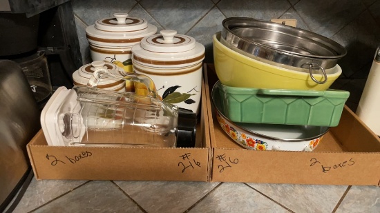 2 boxes of canister set,mixing bowls, blender