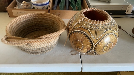 Rope basket & Aztec basket