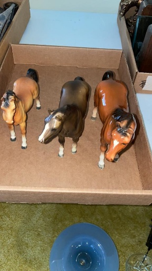 2 Lefton horse figurines & 1 Inarco horse figurine