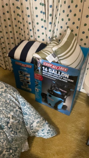 2 boxes of throw pillows