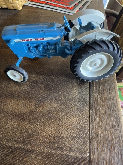 Ford 4000 toy tractor