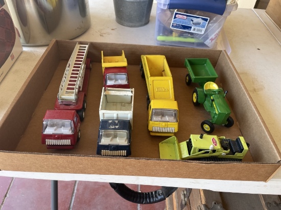 Lot of Tonka trucks & JD tractor