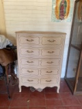 Chest of drawers