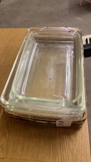 Pyrex casserole dishes