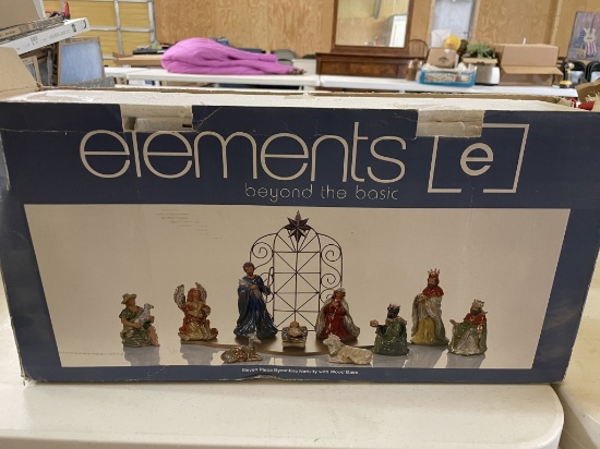 Elements 11pc Nativity w/wood base