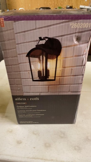 Allen + Roth Welton outdoor wall lantern