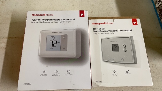 Lot of 2 Honeywell non-programmable thermostats