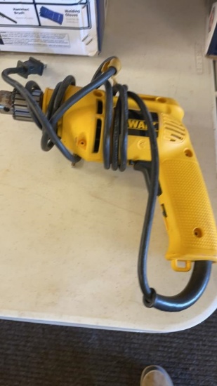 DeWalt 3/8” drill