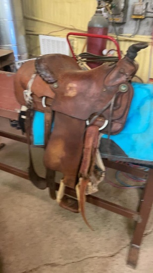 Luskey’s 15-1/2? saddle