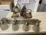 Lot of 2 light fixtures