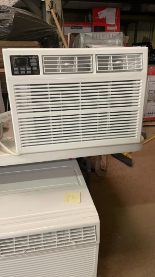 Refurbished Whirlpool 230v/18,000btu window a/c