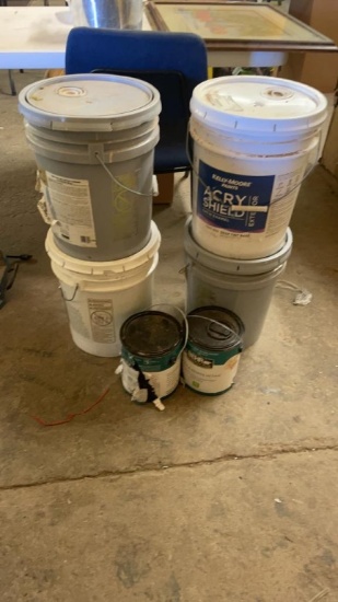 Lot of misc paints