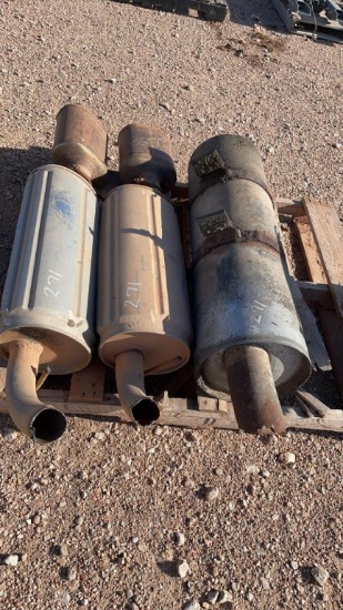 Lot of 3 mufflers
