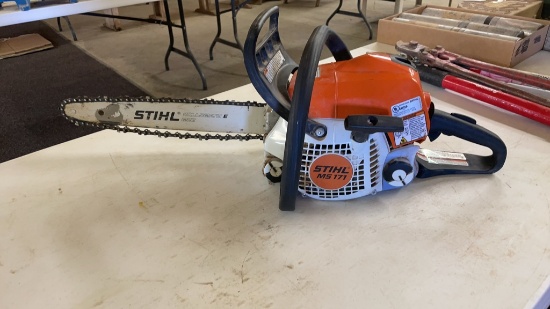 STIHL MS171 gas chainsaw